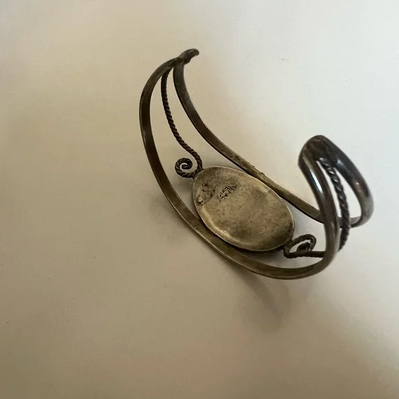 Silver Bracelet with Abalone Leafy design Cuff - Picture 8 of 13